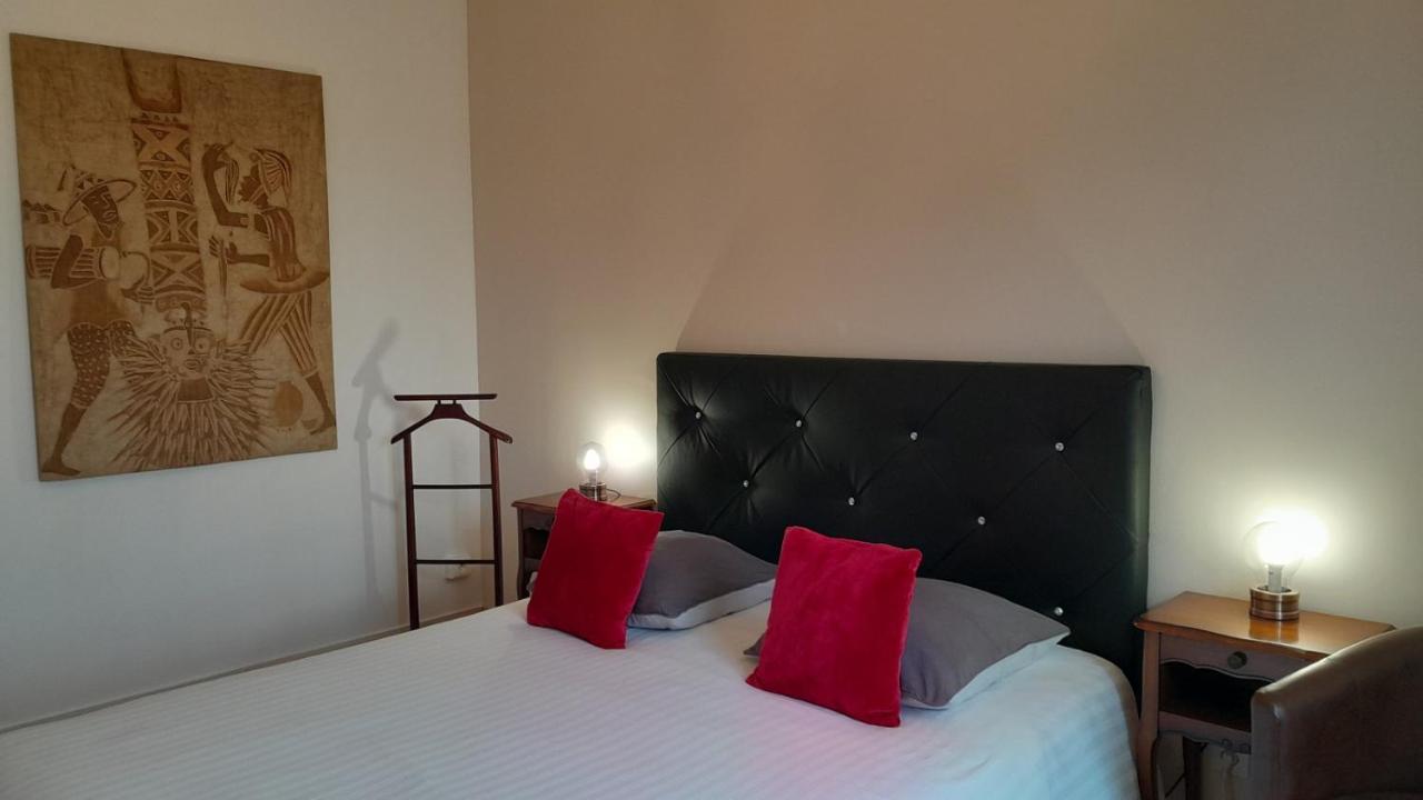 Domaine De Pelouaille - Chambre D'Hotes Saint-Jean-d'Angely Luaran gambar